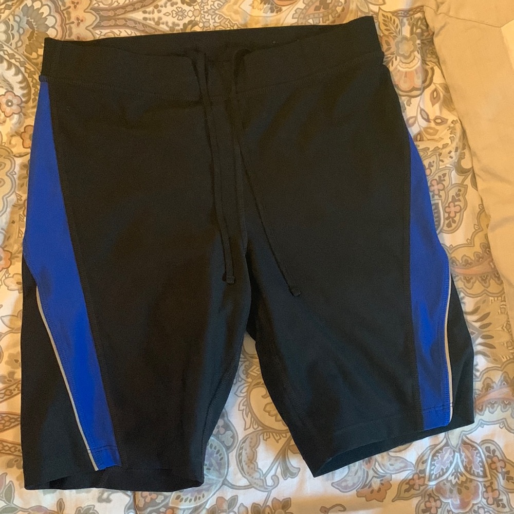 Size M bike shorts